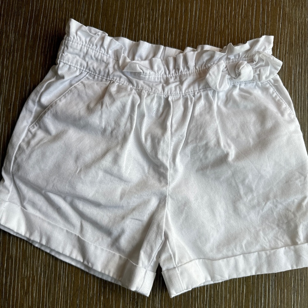Janie and Jack white shorts 2T